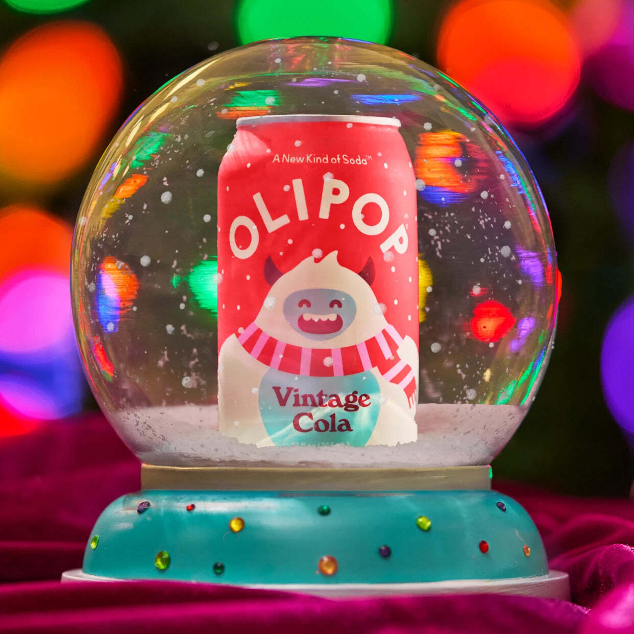 Winter Seasonal Vintage Cola - Image 3
